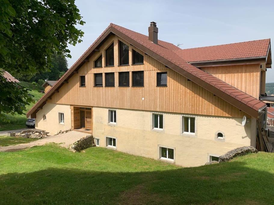 Ancienne Ferme Comtoise 4 Etoiles, 11 Personnes Lac St-Point/Mont D'Or Montperreux エクステリア 写真