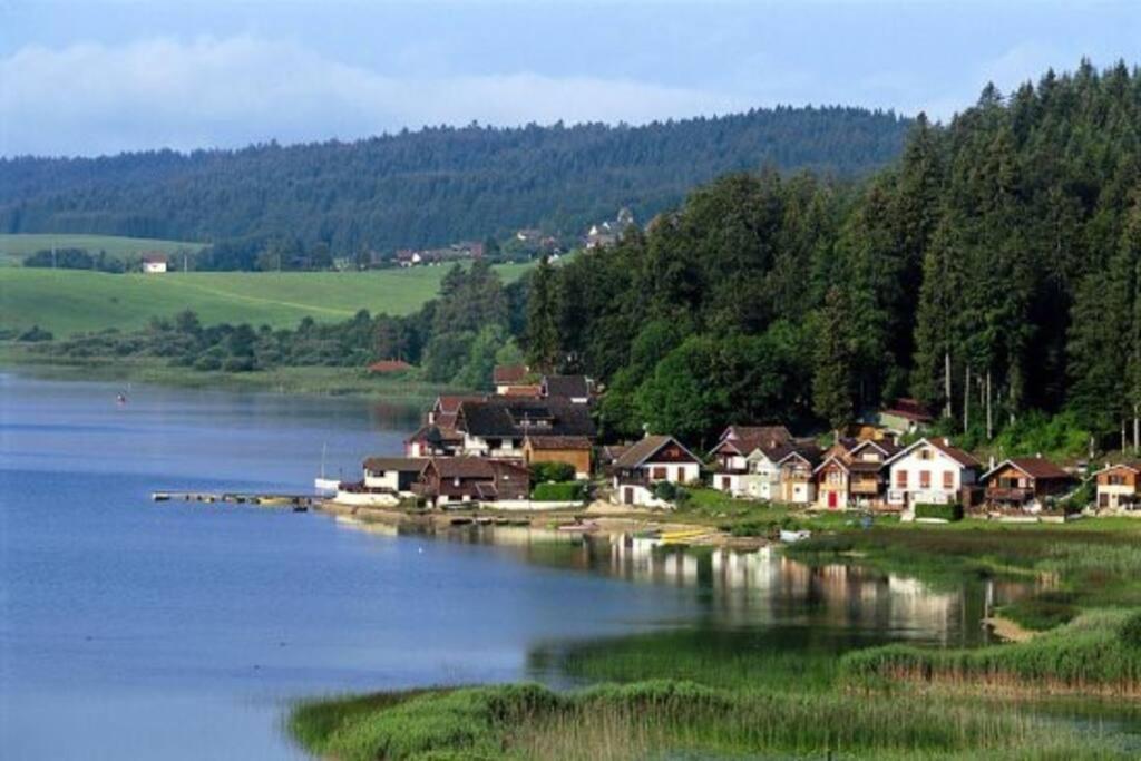 Ancienne Ferme Comtoise 4 Etoiles, 11 Personnes Lac St-Point/Mont D'Or Montperreux エクステリア 写真